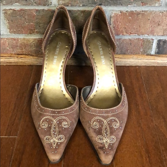 Gianni Bini Shoes - Gianni Bini western leather pumps